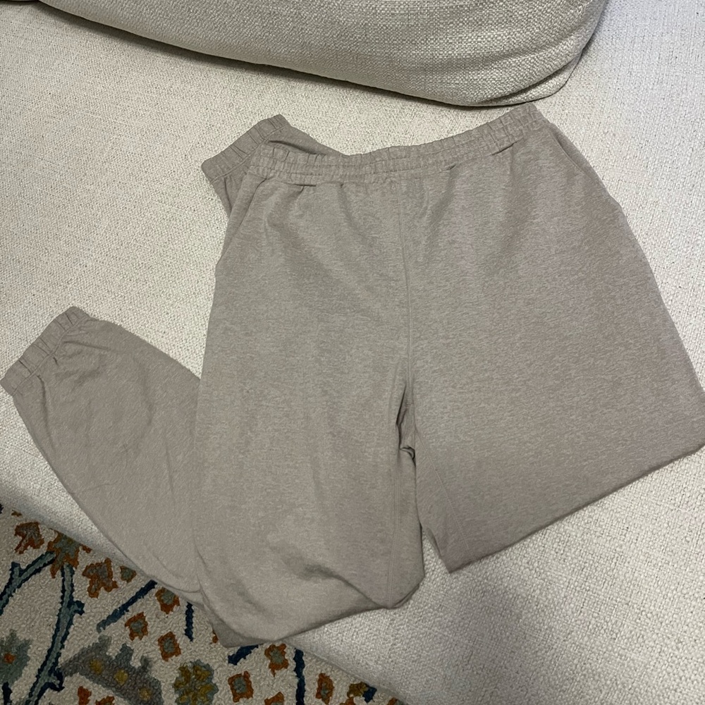 Vuori Boyfriend Joggers Oyster XS